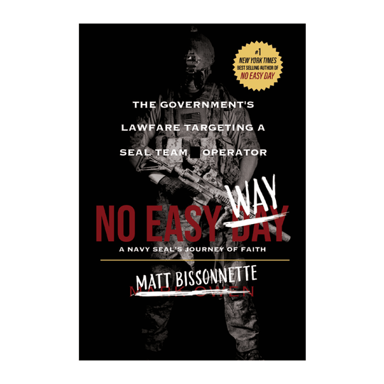 Book cover of 'No Easy Day' by Matt Bissonnette with a white background and text.